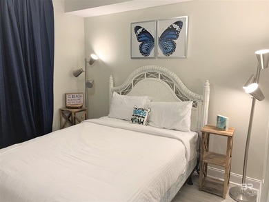 Rare Beach Club Opportunity! RENOVATED! Located on the 19th - photo 39