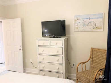 Rare Beach Club Opportunity! RENOVATED! Located on the 19th - photo 40