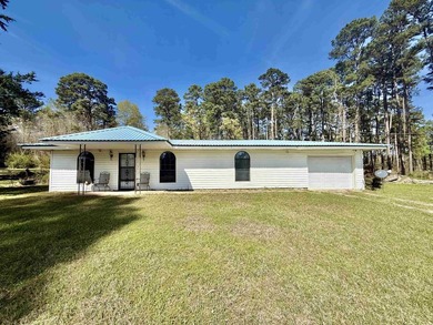 Charming 2-Bed, 2-Bath Retreat on 2 Acres Near Caddo Lake! - photo 4