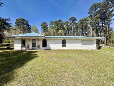 Charming 2-Bed, 2-Bath Retreat on 2 Acres Near Caddo Lake! - photo 5