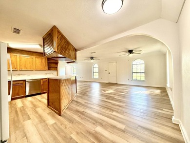 Charming 2-Bed, 2-Bath Retreat on 2 Acres Near Caddo Lake! - photo 10