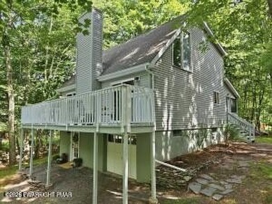 Beautifully maintained, thoughtfully updated, and truly move-in - photo 3