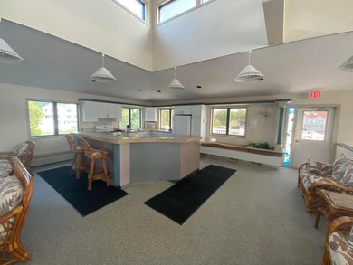 Ellenwood Landing Marina offers members two clubhouses with - photo 16