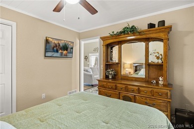 Discover this immaculate 2nd-tier ranch in Linn Creek, boasting - photo 23