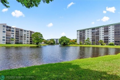 (private lake, pond, creek) Condo For Sale in Pompano Beach Florida