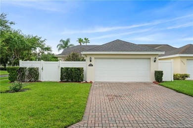 Perfectly positioned on a fenced corner lot in desirable Bedford - photo 33