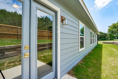 Beautiful new Well-Built Home, on an oversized corner lot - photo 36