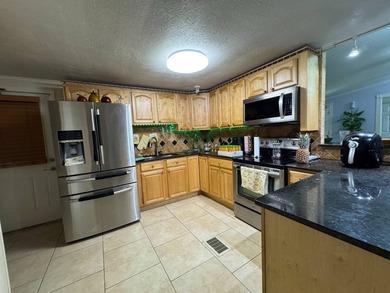 ALL AGE COMMUNITY TAMPA/3 BEDS 2BA LOT RENT $800 Beautiful - photo 1