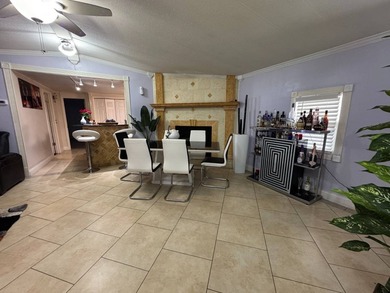 ALL AGE COMMUNITY TAMPA/3 BEDS 2BA LOT RENT $800 Beautiful - photo 4