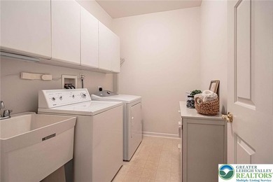 Easy Living at its Best! This 3 Bedroom, 3 Bath detached home in - photo 12