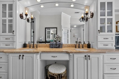 Assumable VA loan at 2.67% for qualified buyers!! Exquisite - photo 20