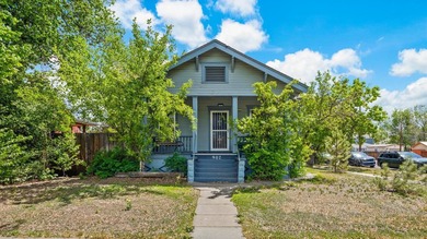 Beautiful downtown charmer ready for its next chapter. Precious - photo 2