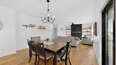 Welcome to refined living in the prestigious Somerby Golf - photo 22