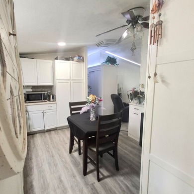 ***Sellers offering $1400 concessions! Welcome home to this - photo 10