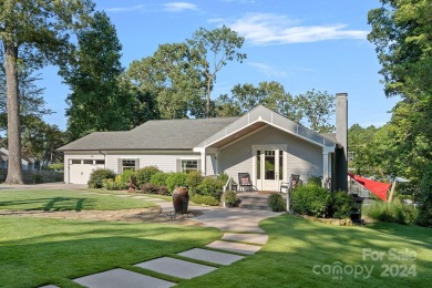 Lake Home For Sale in Sherrills Ford, North Carolina