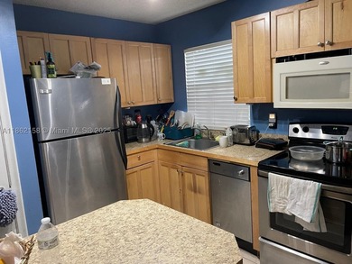 Very nice 2 beds one baths apartment, excellent for living or - photo 3
