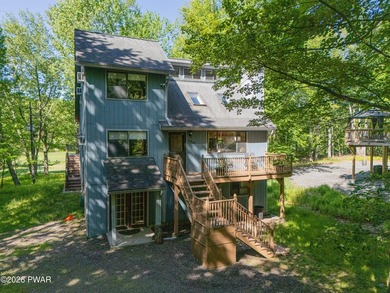 GOLF COURSE VIEWS! Welcome to your Pocono escape! This bright - photo 4