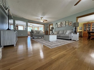 This is peaceful living at it's best. This brick beauty boasts - photo 7