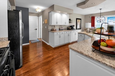 Home backs direct to Golf Course and Panoramic Lake view. Highly - photo 14
