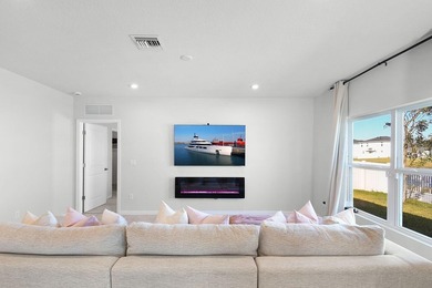 Built in 2023. Located in Belle Glade, Florida. This stunning - photo 7