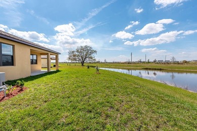 Fall in love with this beautiful almost brand new house built in - photo 7