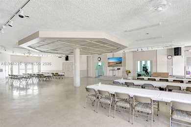 Beautiful and fully furnished 2-bedroom unit on the first floor - photo 38