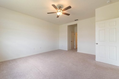Fall in love with this beautiful almost brand new house built in - photo 10