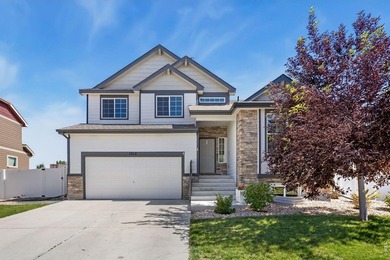 OPEN HOUSE SATURDAY 12pm - 2pme take a look, fall in love and - photo 2
