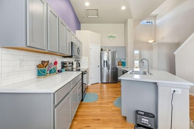 OPEN HOUSE SATURDAY 12pm - 2pme take a look, fall in love and - photo 10