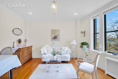 Rarely on the market: The largest 1bd/1ba in the building! An - photo 3