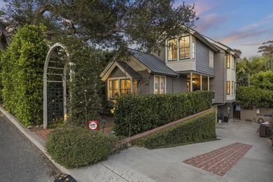 Beautiful move-in ready residence offering sophisticated - photo 1