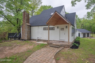 Welcome to your private retreat on 60+/- breathtaking - photo 4