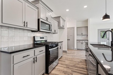 (private lake, pond, creek) Home For Sale in Lindale Texas