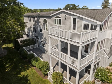 NEW PRICE BELOW RECENT APPRAISAL. One house from L.I. Sound on a - photo 5