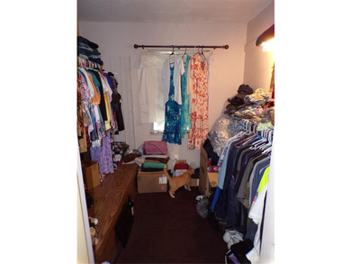 Amazing large family or multi-family opportunity on an oversized - photo 15