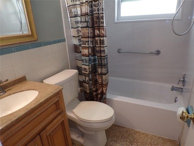 Amazing large family or multi-family opportunity on an oversized - photo 16