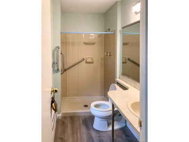 Very Spacious (2300 Square Feet) Large expanded ranch with - photo 18