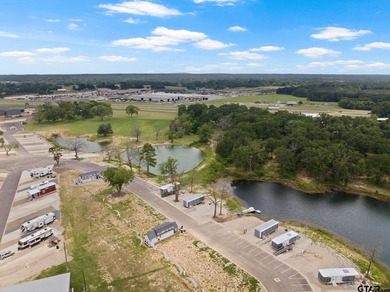 Turnkey short-term rental opportunity in the gated Twin Lakes - photo 22