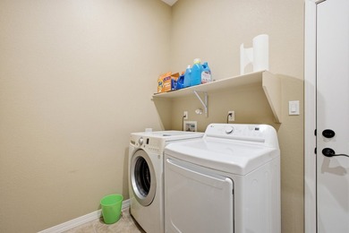 Beautifully maintained home in the highly desirable Jubilee - photo 39