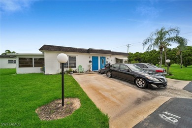 Lehigh Acres Area Condo For Sale in Lehigh Acres Florida