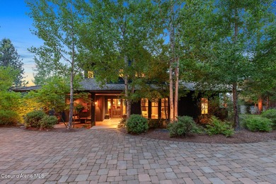 Discover a refined take on the classic Gozzer Cabin--beautifully - photo 2