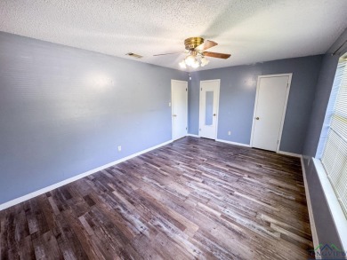 This property radiates remarkable potential for anyone looking - photo 13