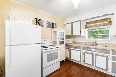 Discover an incredible opportunity to own a charming Pensacola - photo 13