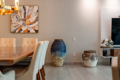 Luxury, privacy, generous living spaces, and an exceptional - photo 14