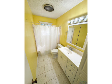 This property radiates remarkable potential for anyone looking - photo 22