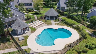 Just minutes from the beach, this charming 2-bedroom, 2-bath - photo 24