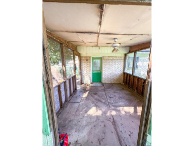 This property radiates remarkable potential for anyone looking - photo 24