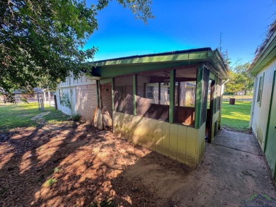 This property radiates remarkable potential for anyone looking - photo 26