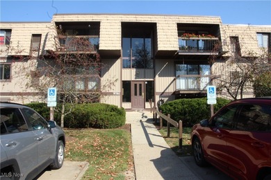 (private lake, pond, creek) Condo For Sale in North Royalton Ohio