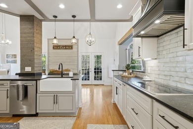 Ideal for multi-generational living, extended family, or a - photo 9